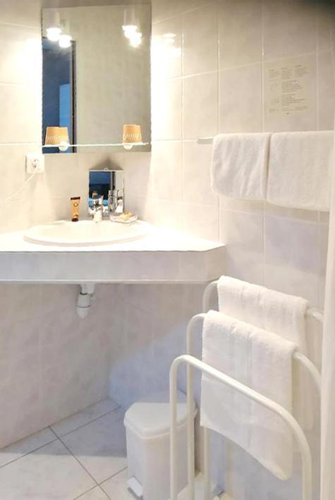 Hotel Du Midi Beaufort-sur-Gervanne Kültér fotó